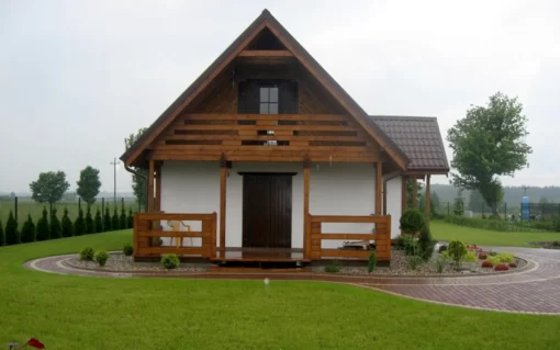 DOM BEZ POZWOLENIA DREWNIANY Z PODDASZEM CAS 102 „PISZ” przod_